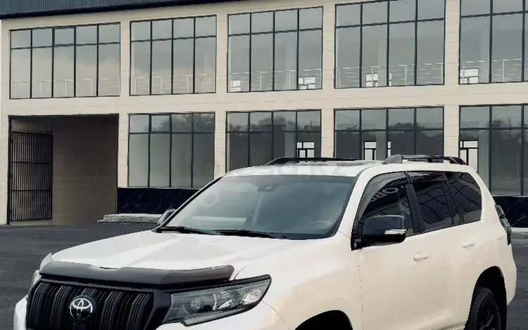 Toyota Land Cruiser Prado 2023 года за 26 700 000 тг. в Шымкент