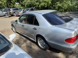 Mercedes-Benz E 230 1995 года за 2 000 000 тг. в Павлодар – фото 4