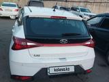 Hyundai i20 2023 года за 7 890 000 тг. в Алматы – фото 5