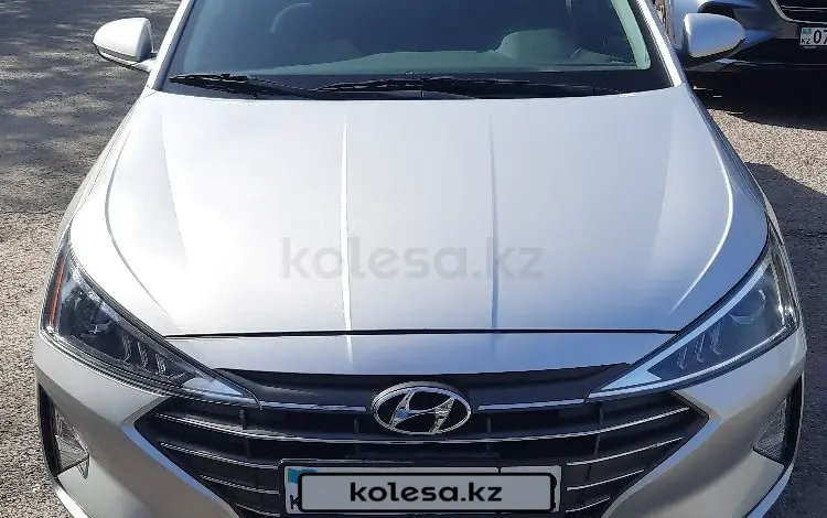 Hyundai Elantra 2019 годаүшін8 300 000 тг. в Алматы