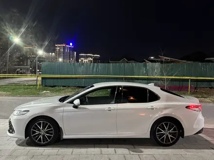 Toyota Camry 2021 года за 14 700 000 тг. в Шымкент – фото 8