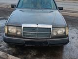 Mercedes-Benz E 230 1988 годаfor870 000 тг. в Алматы – фото 4