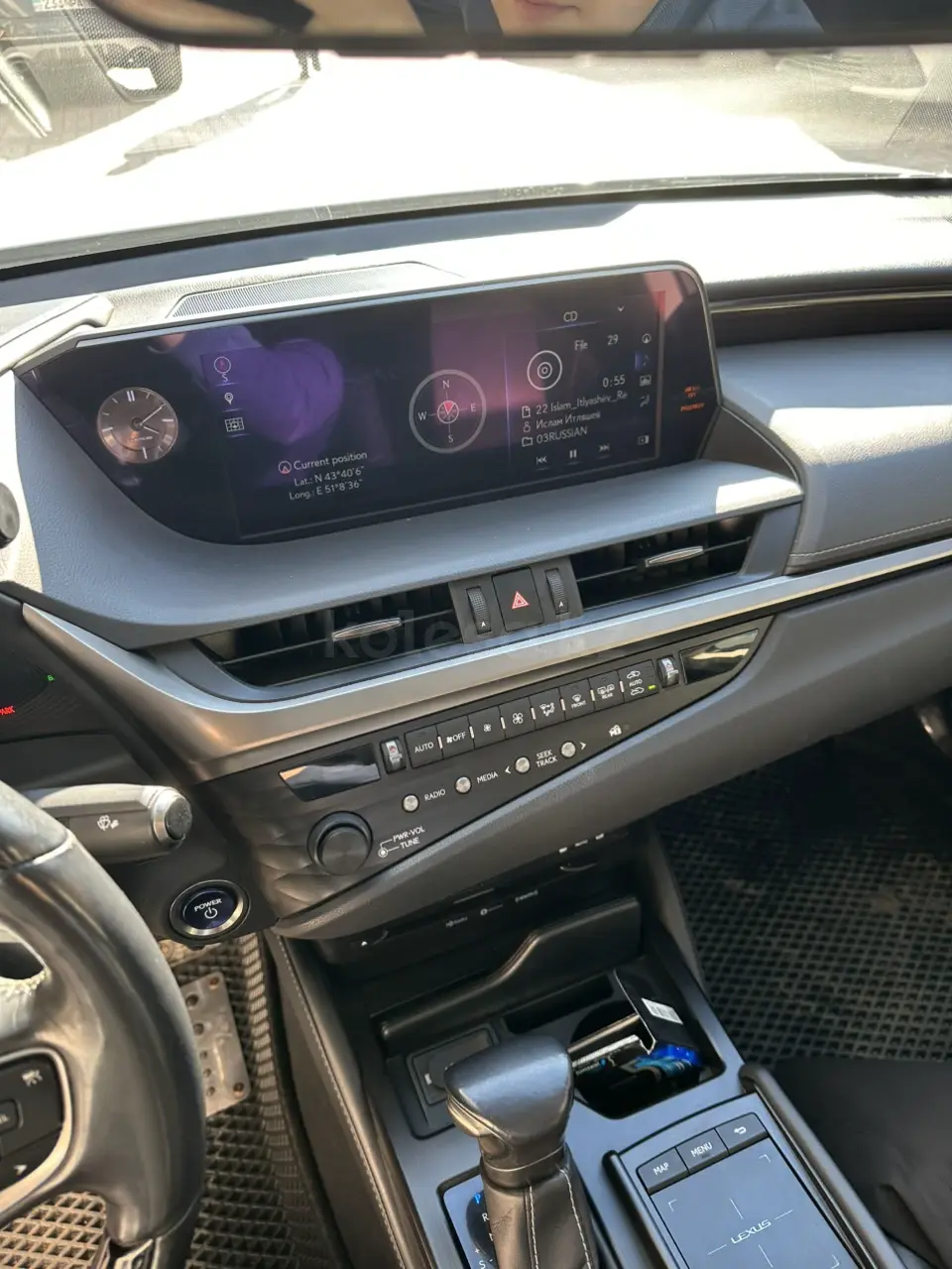 Lexus ES, 2019