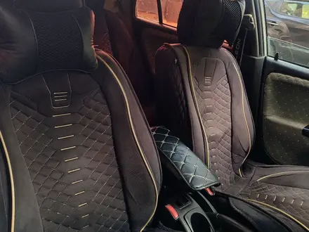 Mitsubishi Carisma 2002 года за 1 550 000 тг. в Алматы – фото 4