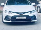 Toyota Camry 2021 года за 18 500 000 тг. в Кызылорда – фото 2