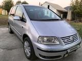 Volkswagen Sharan 2005 года за 4 000 000 тг. в Тараз