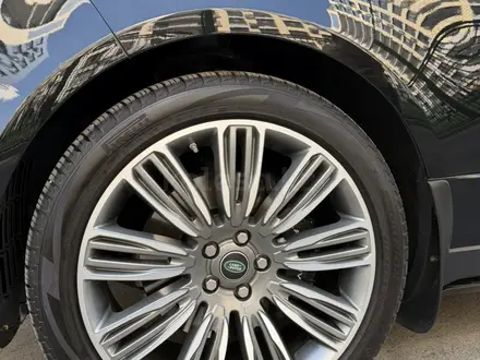 Land Rover Range Rover 2019 года за 46 300 000 тг. в Алматы – фото 24