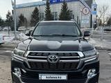 Toyota Land Cruiser 2008 годаfor15 900 000 тг. в Астана