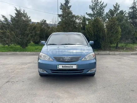 Toyota Camry 2003 года за 5 300 000 тг. в Есик – фото 3