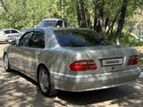 Mercedes-Benz E 280 2001 годаүшін3 290 000 тг. в Караганда – фото 5
