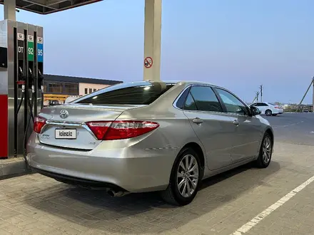 Toyota Camry 2015 года за 7 885 000 тг. в Актау – фото 3