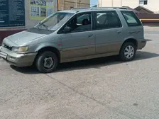 Mitsubishi Space Wagon, 1993