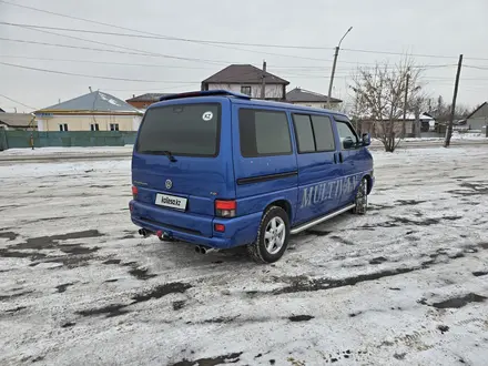 Volkswagen Multivan 2000 года за 9 000 000 тг. в Астана – фото 3