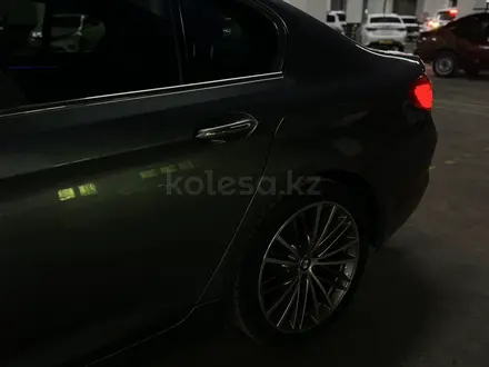 BMW 540 2017 года за 13 500 000 тг. в Алматы – фото 10