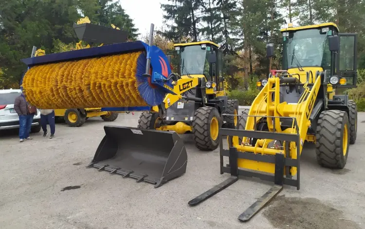 Aolite  1.2 куба 2.5 тонн фронтальный погрузчик щётка вилы паллетные 2021 года за 8 990 000 тг. в Алматы