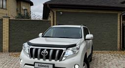 Toyota Land Cruiser Prado 2015 года за 17 100 000 тг. в Актобе