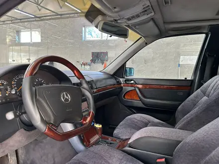 Mercedes-Benz S 320 1998 года за 5 000 000 тг. в Жанаозен – фото 30