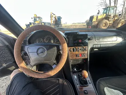 Mercedes-Benz C 220 1993 года за 1 500 000 тг. в Караганда – фото 5