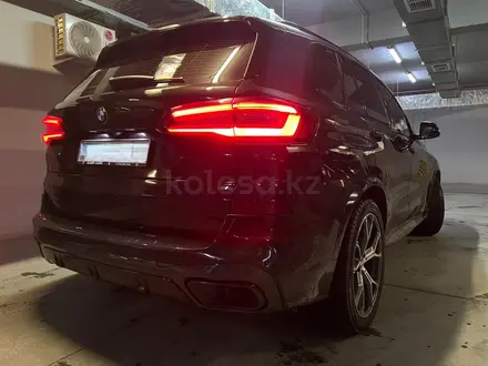 BMW X5 2020 года за 42 000 000 тг. в Алматы – фото 16