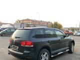 Volkswagen Touareg 2003 годаfor3 500 000 тг. в Петропавловск – фото 3