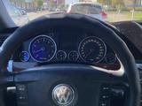 Volkswagen Touareg 2003 года за 3 700 000 тг. в Петропавловск – фото 5