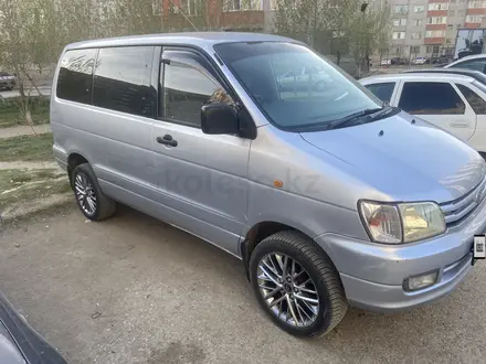 Toyota Town Ace Noah 1997 года за 3 500 000 тг. в Актобе – фото 3