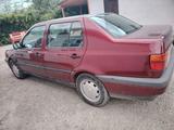 Volkswagen Vento 1995 года за 1 250 000 тг. в Кызылорда – фото 2
