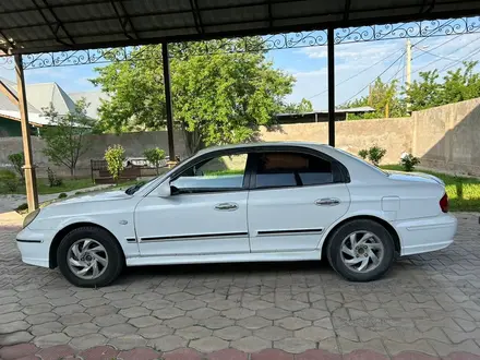 Hyundai Sonata 2004 года за 1 800 000 тг. в Шымкент – фото 4