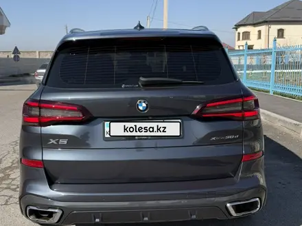 BMW X5 2022 года за 42 800 000 тг. в Шымкент – фото 6