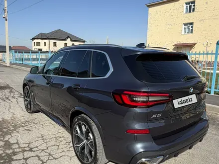 BMW X5 2022 года за 42 800 000 тг. в Шымкент – фото 7