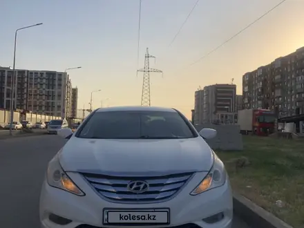 Hyundai Sonata 2013 года за 5 300 000 тг. в Алматы – фото 2