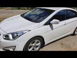 Hyundai i40 2015 года за 7 500 000 тг. в Актобе – фото 2