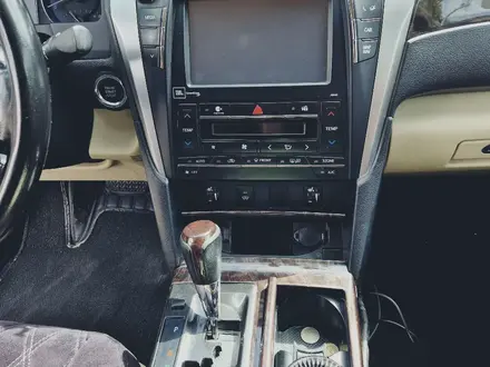 Toyota Camry 2015 года за 9 000 000 тг. в Павлодар – фото 15