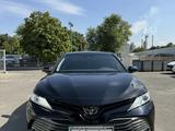 Toyota Camry 2020 годаfor15 000 000 тг. в Шымкент – фото 3