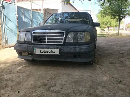 Mercedes-Benz E 220 1994 года за 1 200 000 тг. в Шымкент – фото 2