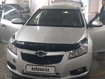 Chevrolet Cruze 2012 года за 3 300 000 тг. в Кокшетау – фото 9