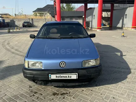 Volkswagen Passat 1993 года за 1 550 000 тг. в Алматы – фото 2