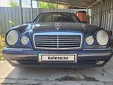 Mercedes-Benz E 200 1997 года за 2 800 000 тг. в Алматы