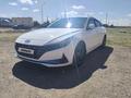 Hyundai Elantra 2022 годаfor9 000 000 тг. в Уральск – фото 2