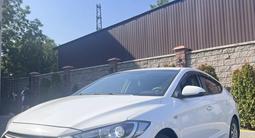 Hyundai Elantra 2017 годаfor7 300 000 тг. в Алматы