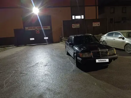 Mercedes-Benz E 200 1992 года за 800 000 тг. в Астана – фото 9