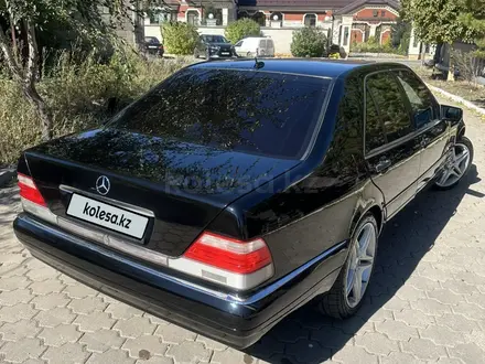 Mercedes-Benz S 500 1997 года за 5 000 000 тг. в Караганда – фото 6