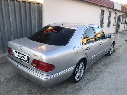 Mercedes-Benz E 280 1997 года за 4 500 000 тг. в Атырау