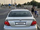 Toyota Camry 2004 года за 7 900 000 тг. в Шымкент – фото 4