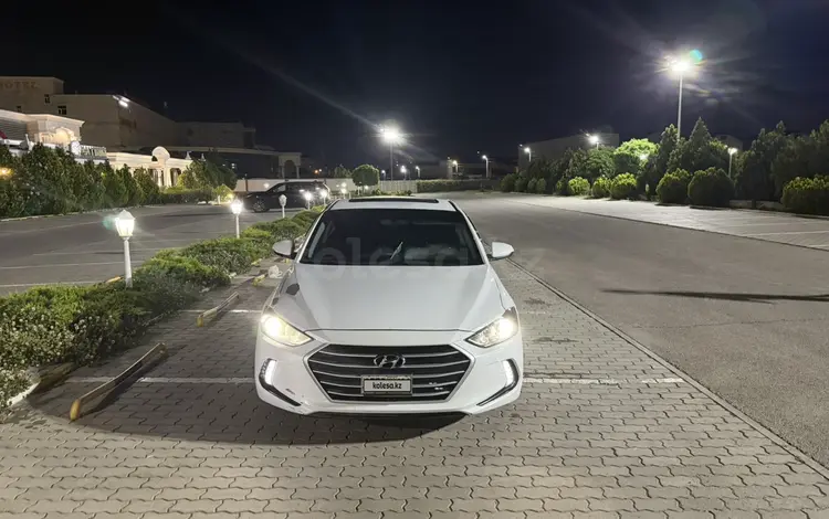 Hyundai Elantra 2017 годаүшін4 200 000 тг. в Актау