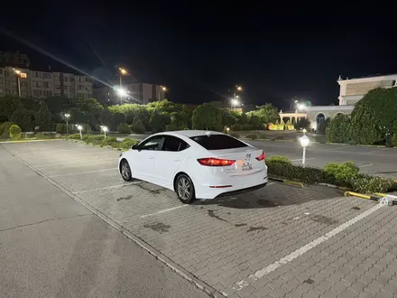 Hyundai Elantra 2017 года за 4 200 000 тг. в Актау – фото 6