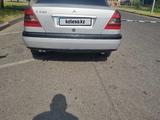 Mercedes-Benz C 230 1996 года за 1 970 000 тг. в Талдыкорган – фото 4