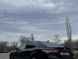 Toyota Camry 2018 года за 18 000 000 тг. в Семей – фото 4