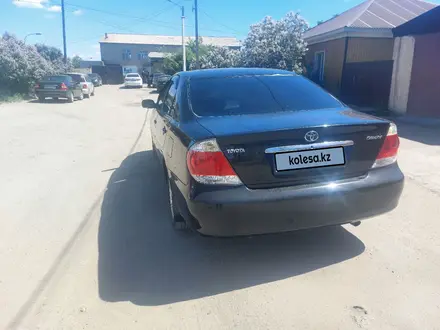 Toyota Camry 2005 года за 5 000 000 тг. в Семей – фото 3