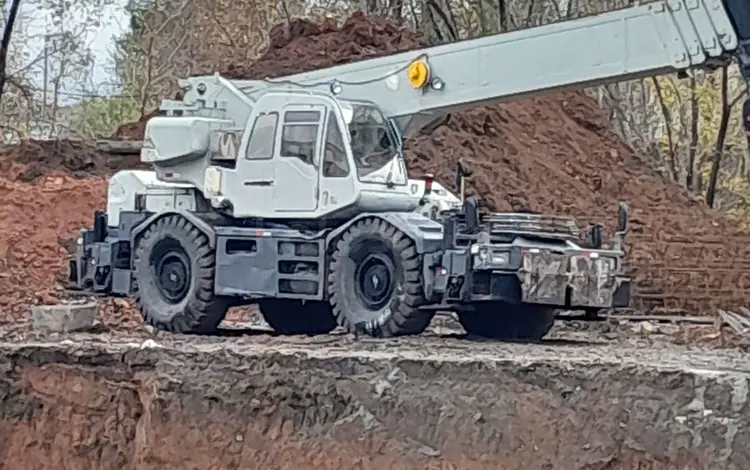 Kobelco  Колесные 1995 года за 14 000 000 тг. в Караганда